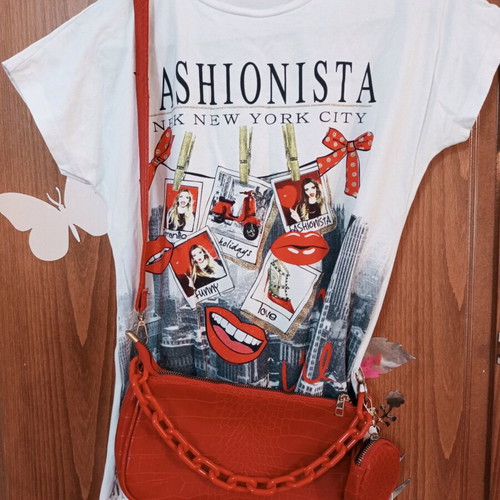 Nek Kidswear T-shirt white fashionista with red bag gift, like new