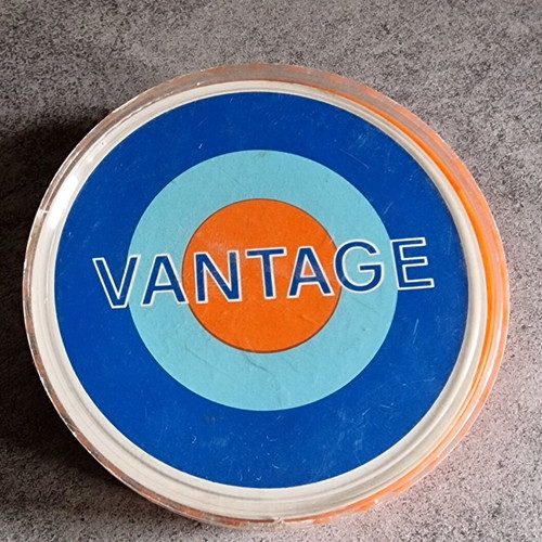 VANTAGE round playing cards deck like new in original box