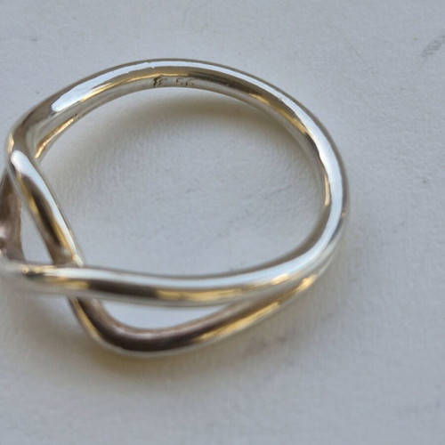 Folli Follie Infinity Symbol Ring like new, size 56, silver