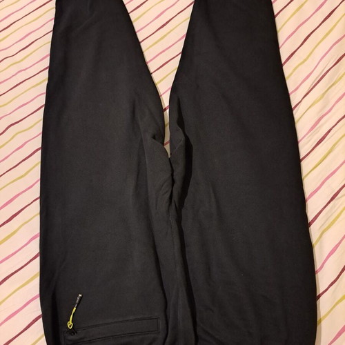 Puma men's tracksuit size L, black