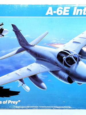 Revell A-6E Intruder Model Kit 1:48 scale like new