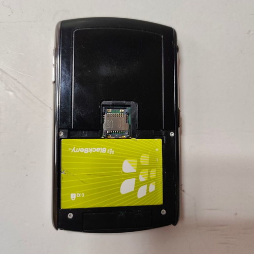 Blackberry 8800 used, unknown functional condition