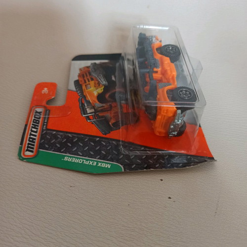 Matchbox Sahara Survivor 2014 new, orange #51