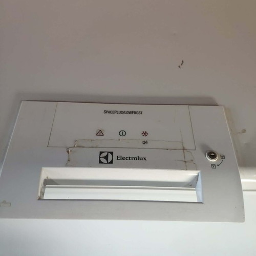 Electrolux EC5231AOW horizontal freezer 495L used, SpacePlus LowFrost