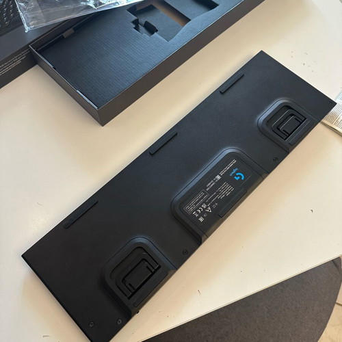 Logitech G915 Lightspeed Keyboard new, US layout