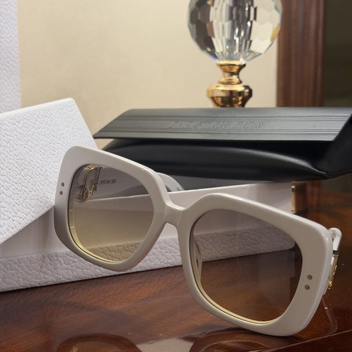 Dior sunglasses with white frame and dark gold lens new