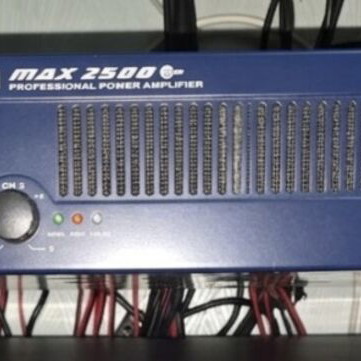 PA Phonic MAX 2500 Plus amplifier like new