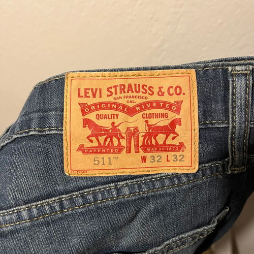 Levi's 511 men blue jeans pants used, size W32 L32, blue