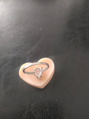 Silver solitaire ring new with hallmark