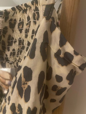 Top like new, one size