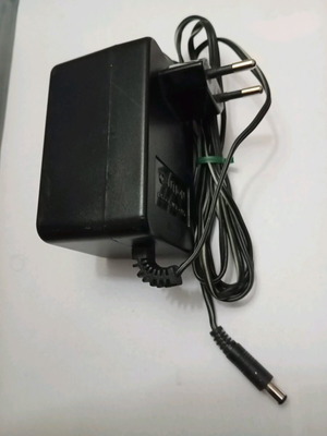 12V 1000mA Power Supply like new for small devices