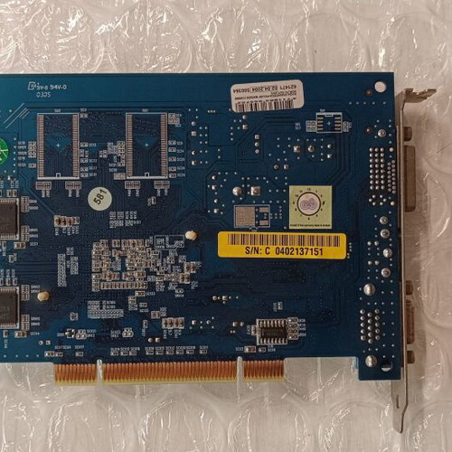 NVIDIA GeForce FX 5200 graphics card 128MB like new, AGP