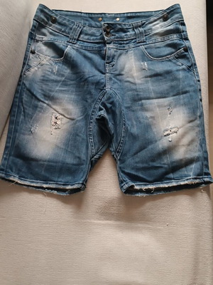 Damaged Superior Design denim bermuda shorts like new, size L