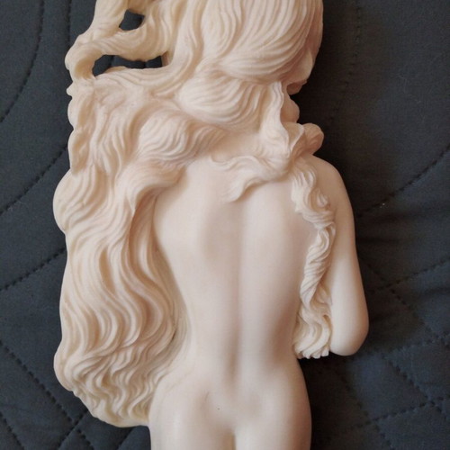 Statue of the Emerging Aphrodite from Alabaster like new