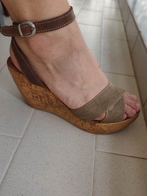 Ragazza platform sandal used, size 37
