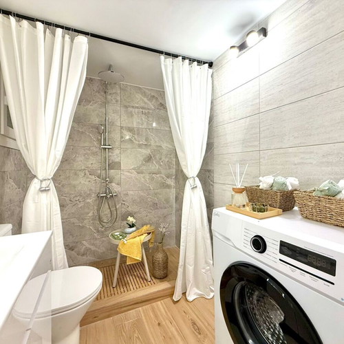 Apartment 55 sqm on 2nd floor with elevator, furnished, balcony