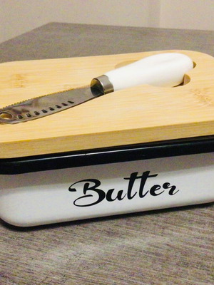 Θήκη για βούτυρο σαν καινούργιο με μαχαιράκι