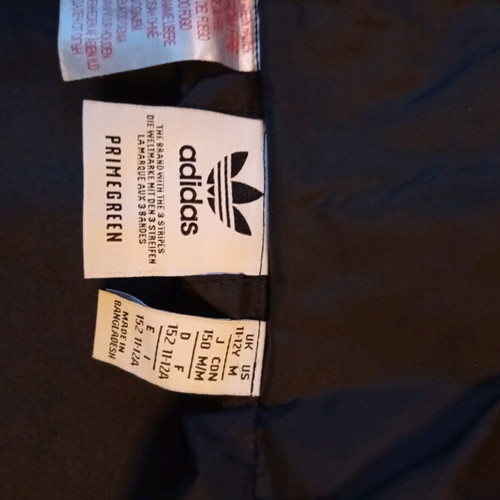 Adidas kids jacket 152cm 11-12 years with hood like new, black