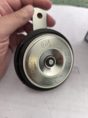 Car beep horn for cars or motorcycles