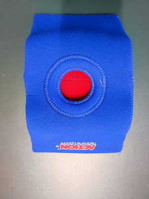 Knee brace with velcro size M Action 8263 new