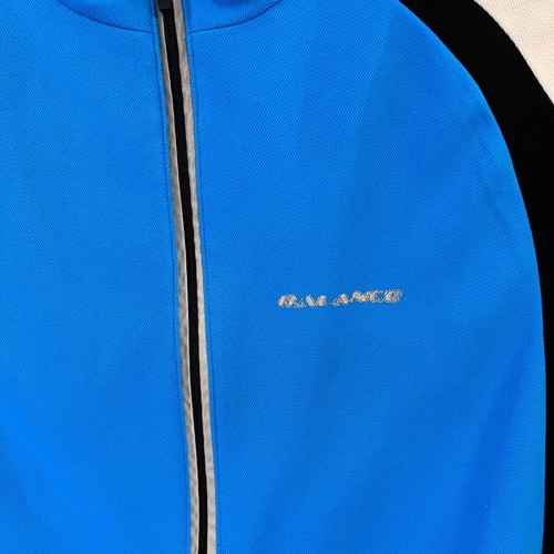 Balance cycling jersey like new with two back pockets