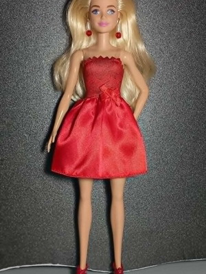 Κούκλα Barbie του 26 καινούργια με έξτρα σκουλαρίκια
