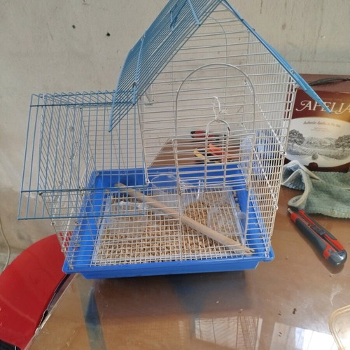 Canary cage like new