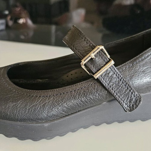 Envie leather ballerinas with 5cm heel, like new, size 39, black