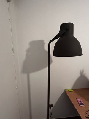 Floor lamp σαν καινούργιο, γκρι χρώμα