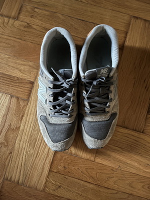 New Balance athletic shoes used, size 40