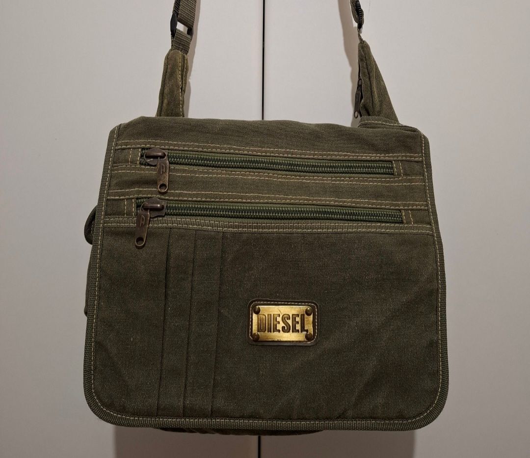 Diesel Y2K 2000s Messenger Bag khaki… - € 90,00 - Vendora.cy