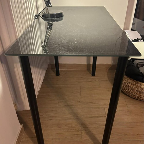 Desk like new condition