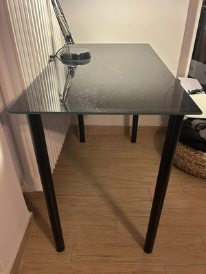 Desk like new condition