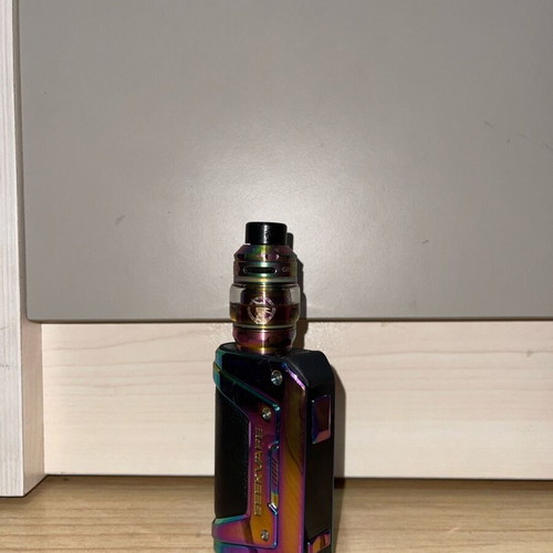 Geekvape L200 mod kit like new with Zeus tank 5ml