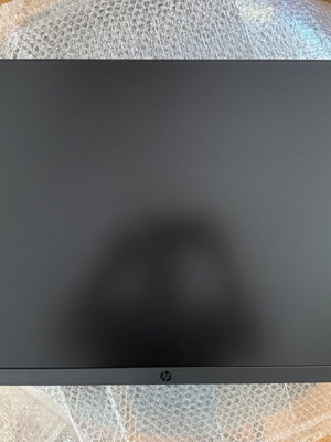 HP P32u G5 31.5" QHD USB-C monitor like new in original box