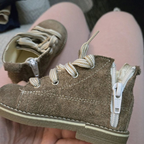Gorgino Boots No20 like new, beige and brown
