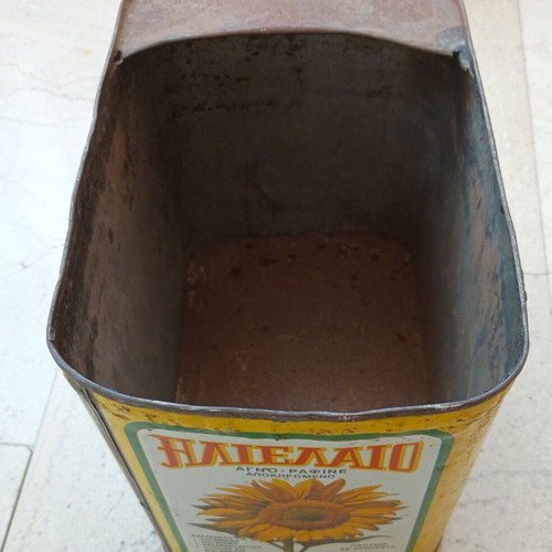 Tin box for sunflower oil, vintage