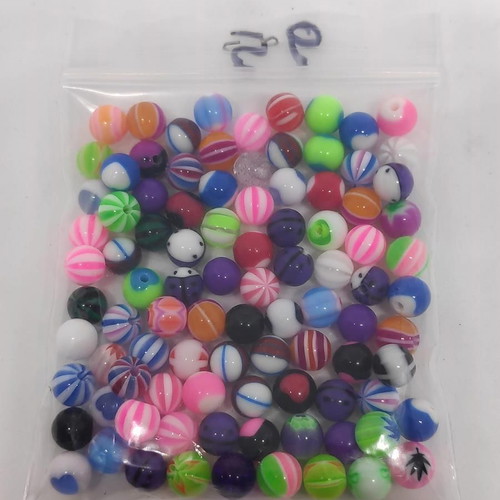 Acrylic piercing beads set 95 pieces like new, colorful designs