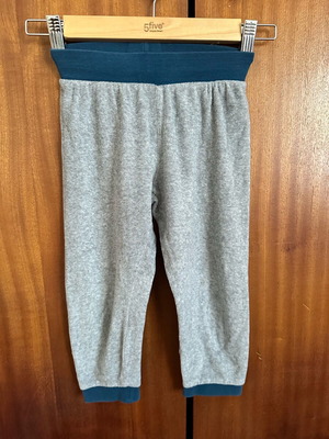 Children's tracksuit like new, grey, for ages 2 to 4