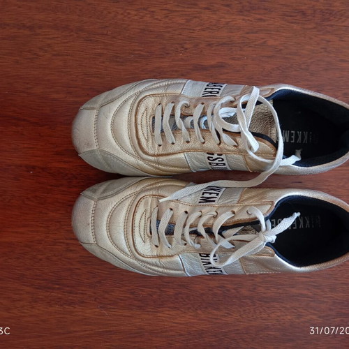 Bikkembergs vintage metallic gold leather sneakers size 40, like new