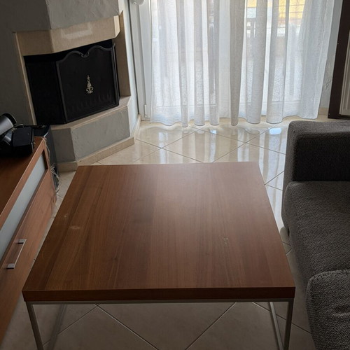 BoConcept coffee table walnut finish M92×W92×H40 cm