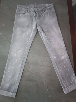 Jean Dsquared2 γκρι σαν καινούργιο slim fit IT48