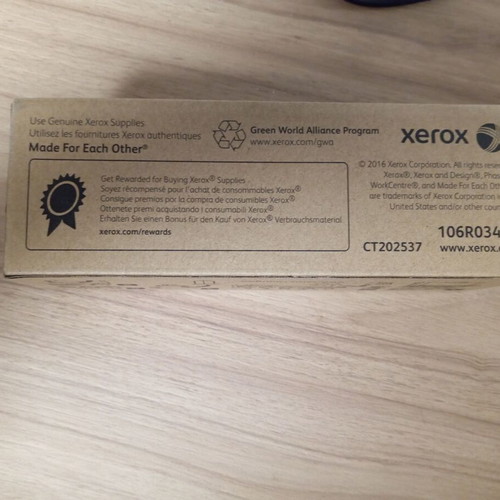 Xerox 106R03476 Laser Toner Black New 2500 Pages