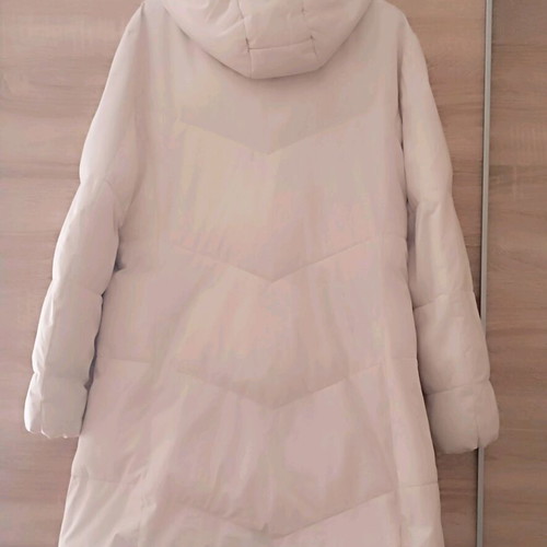 Μπουφάν Oysho Primaloft off-white σαν καινούργιο, λεπτό puffer