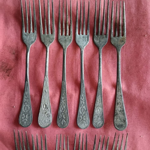 Vintage collectible forks set of 12 used with designs