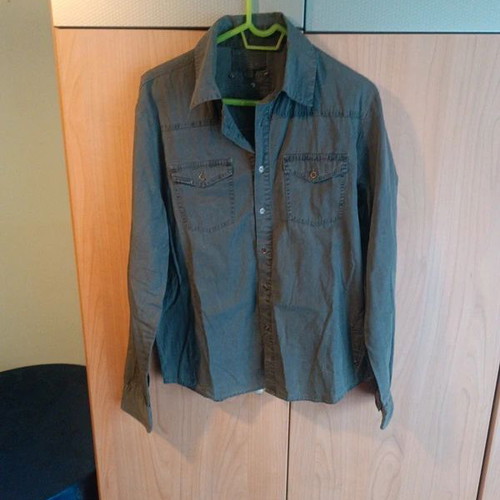 Men's shirt used, size M, gray