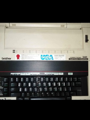 Brother electronic typewriter vintage