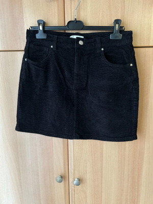 Zara mini skirt corduroy like new, black, size L