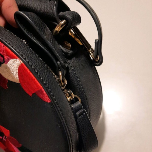 Zara cylindrical bag like new with embroidery