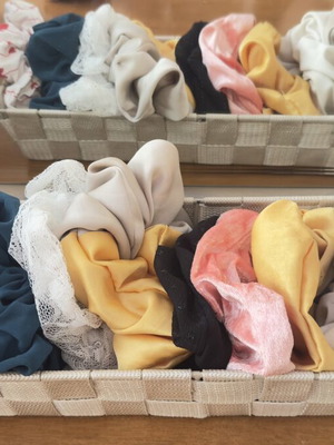 Scrunchies handmade, various colors, like new